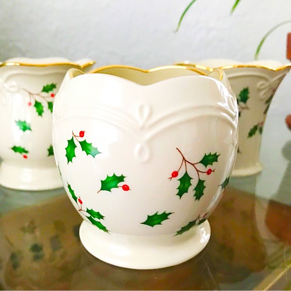 Lenox Porcelain Gold Trim Set of 3 Holiday Christmas Votives, Holly and Berries - Picture 4 of 8